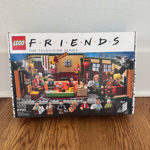 NEW Central Perk LEGO set, Never Opened, Retired Product - Picture 1 of 3